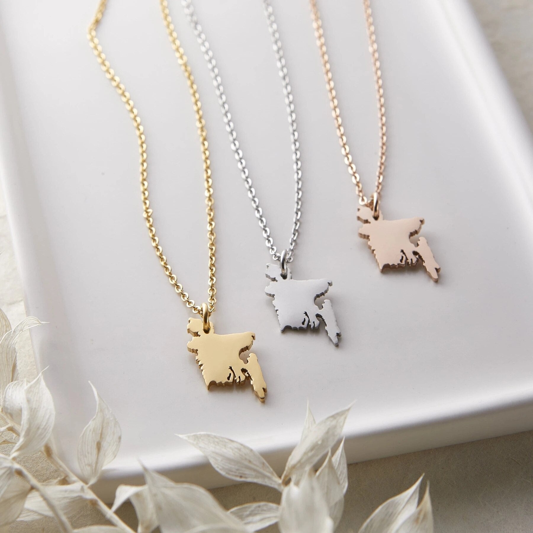 Collier Carte - Choisissez votre pays natal-Jamilah™