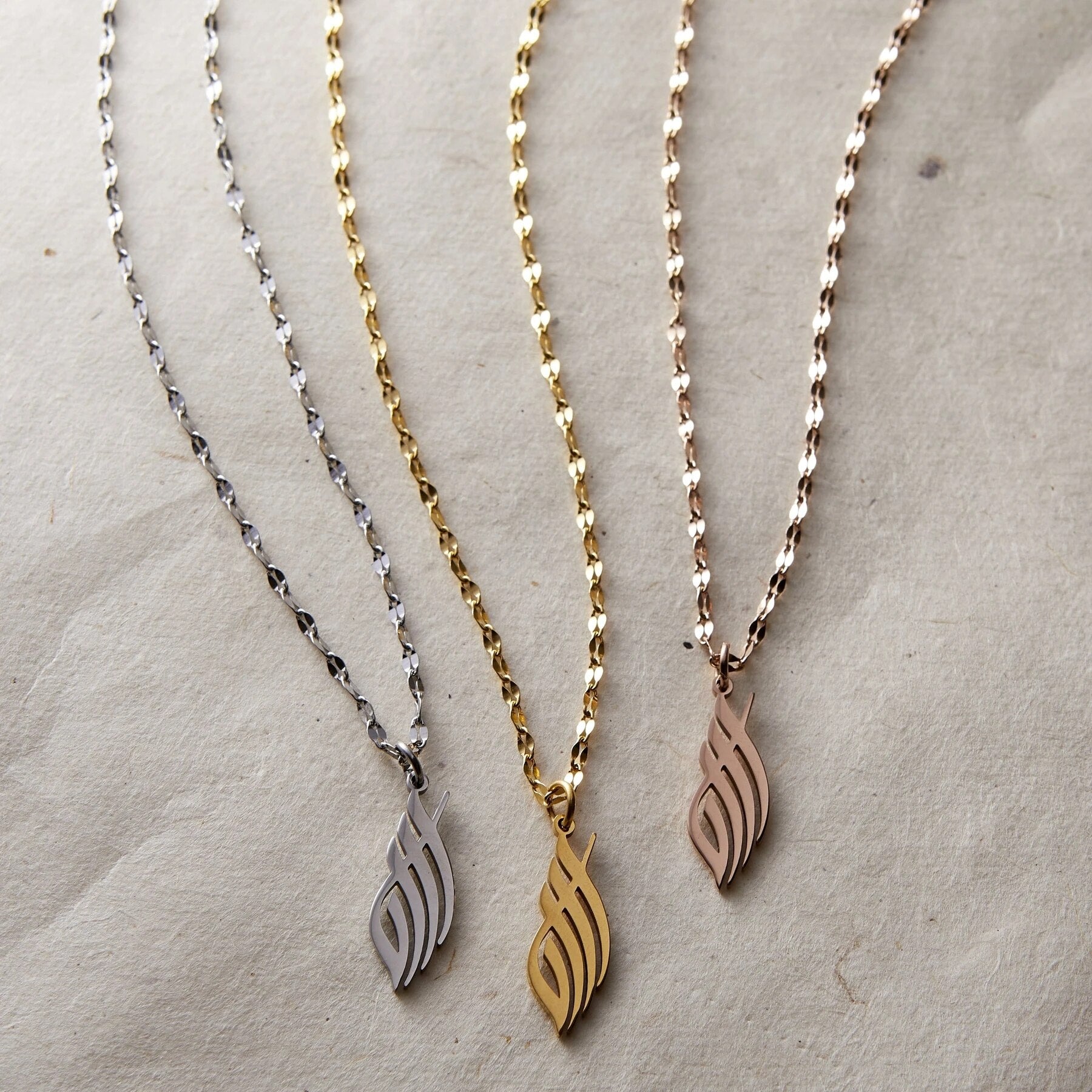 Collier Calligraphie Allah-Jamilah™